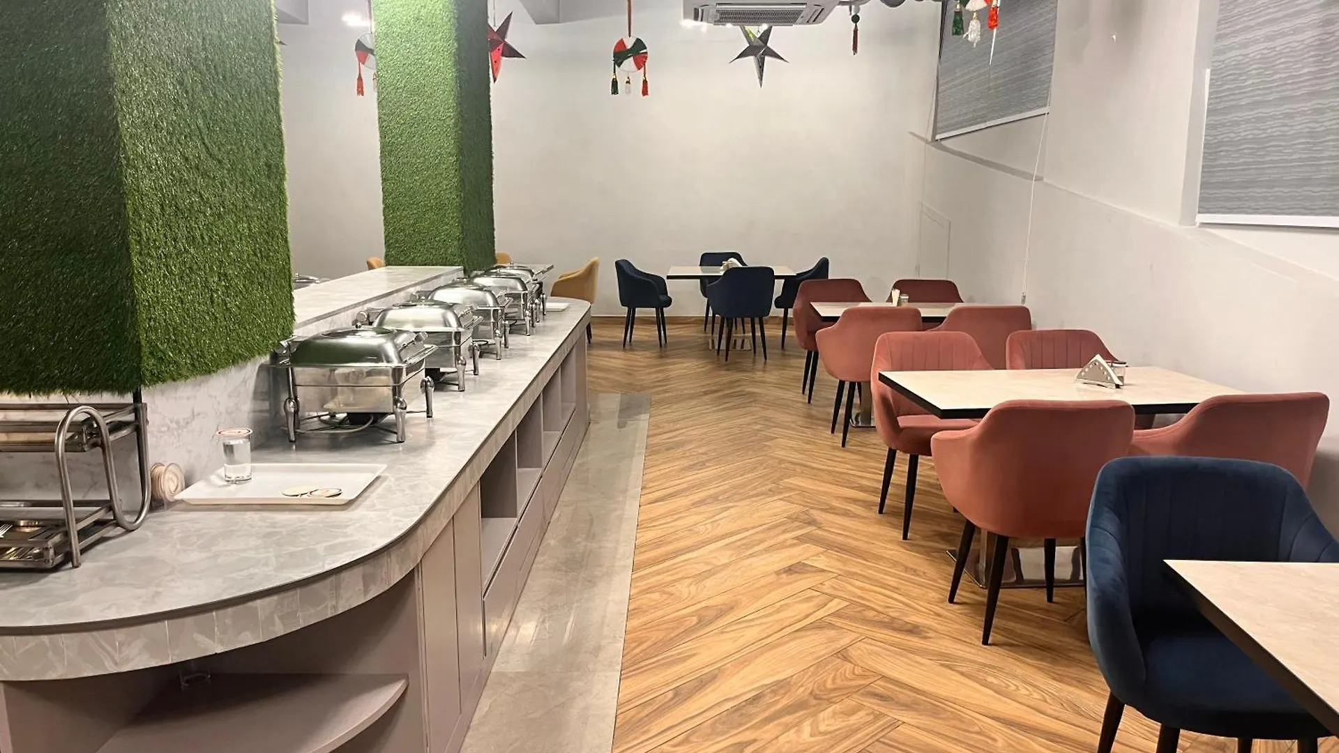 Gazebo Inn & Suites Medanta Gurgaon 0*,  India