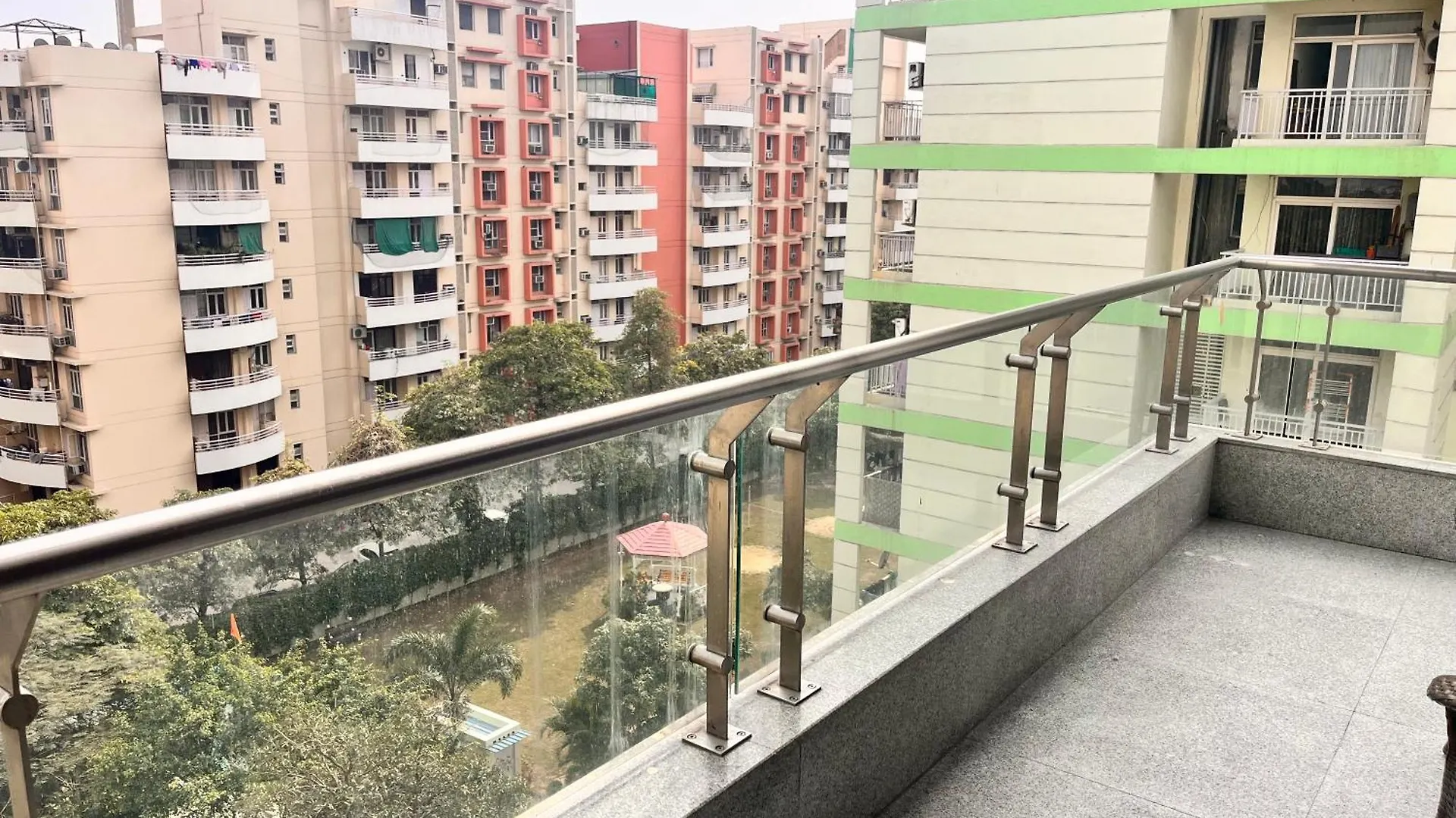 Apartment Gazebo Inn & Suites Medanta Gurgaon