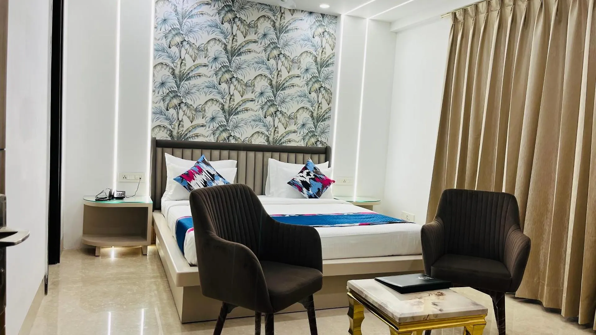 Gazebo Inn & Suites Medanta Gurgaon 0*,