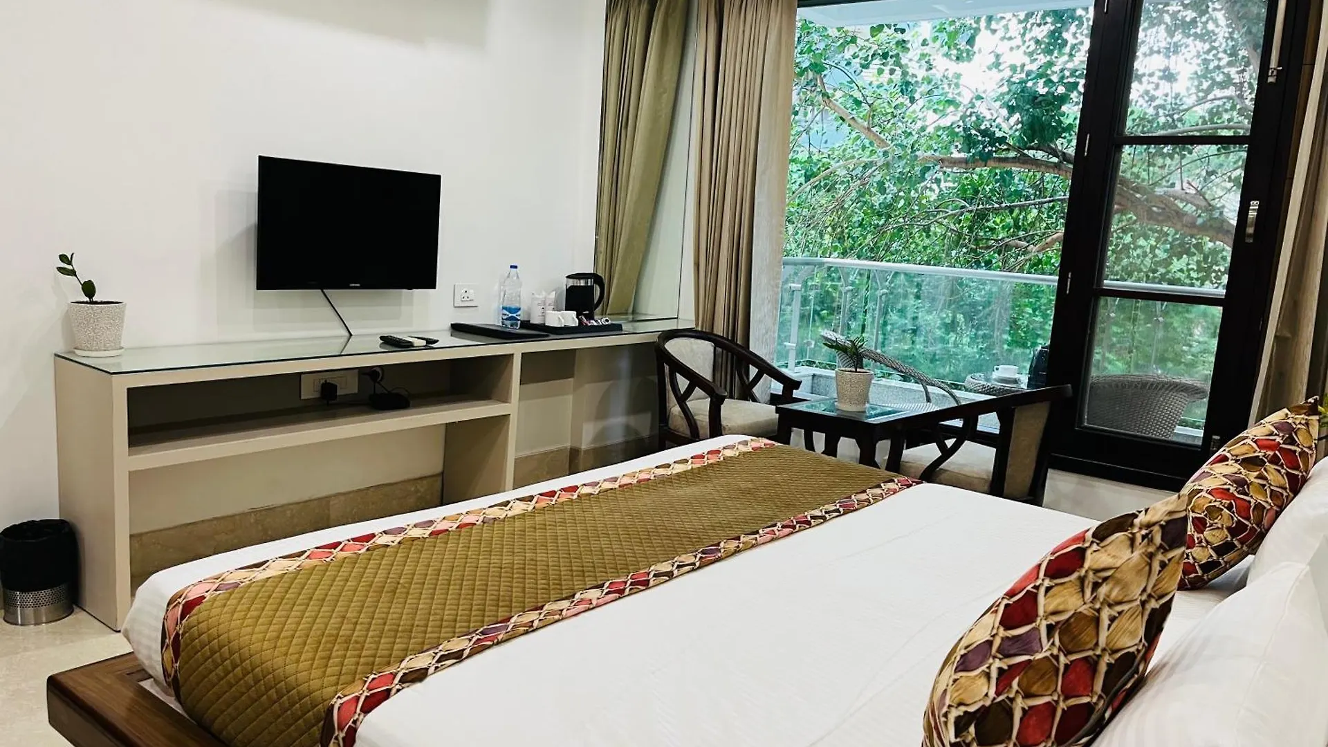 Gazebo Inn & Suites Medanta Gurgaon 0*,  India