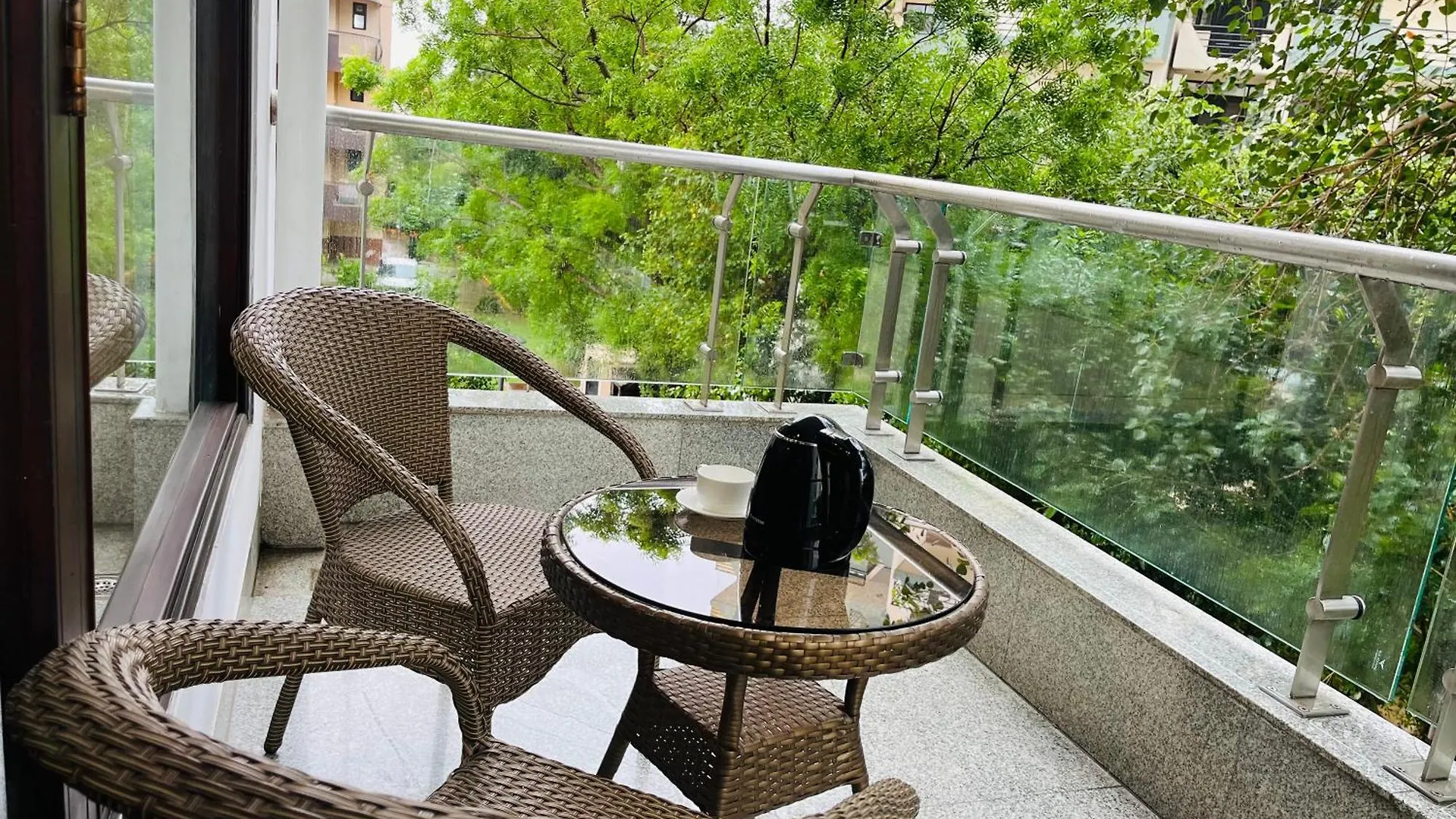 Gazebo Inn & Suites Medanta Gurgaon India