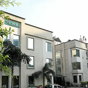 3* Hotel Inde Signature Tower