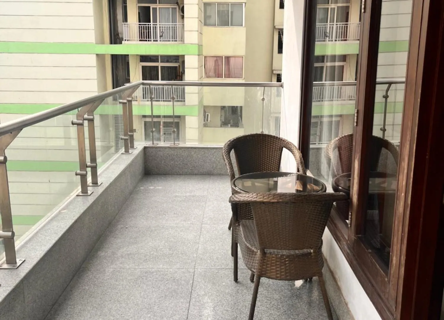 Gazebo Inn & Suites Medanta Gurgaon