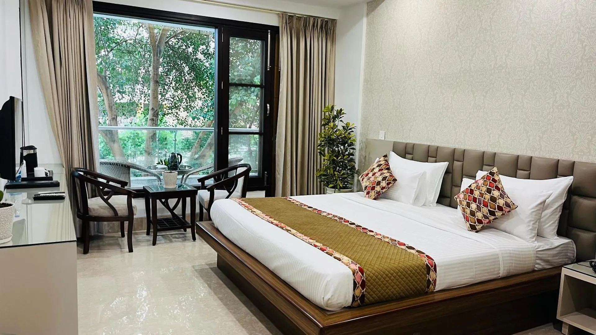 Apartment Gazebo Inn & Suites Medanta Gurgaon India
